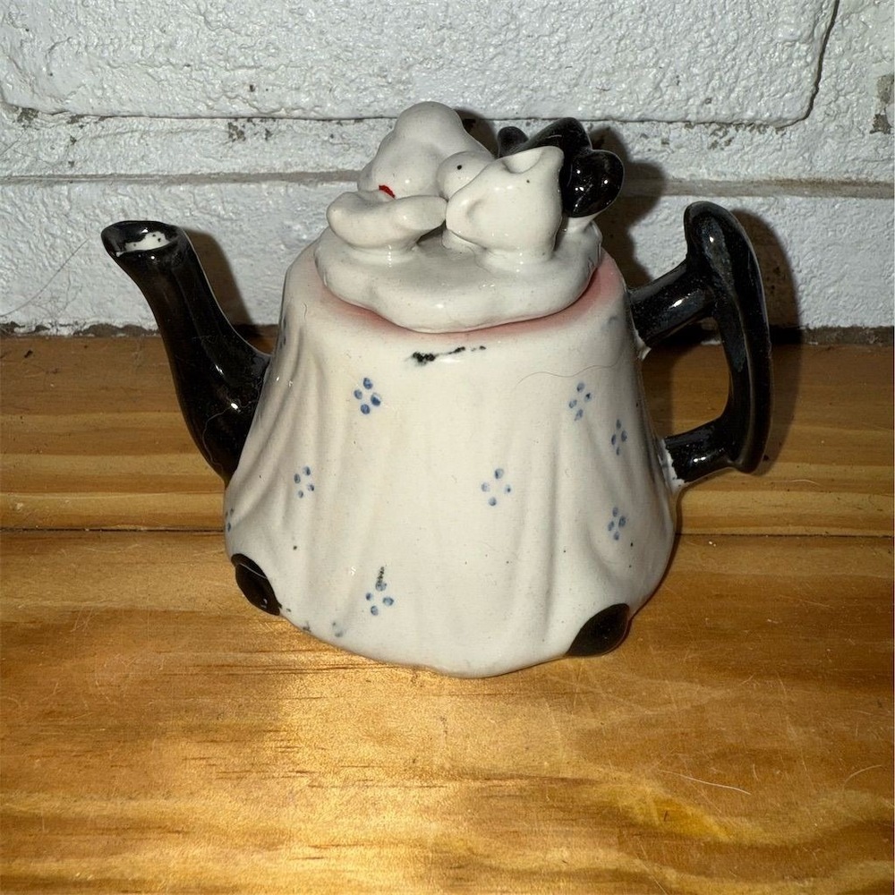 Paul Cardew Vintage Miniature Ceramic Teapot Black & White Figurine